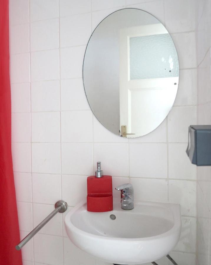 Les Abeilles Hotel Saint-Nazaire  Ngoại thất bức ảnh